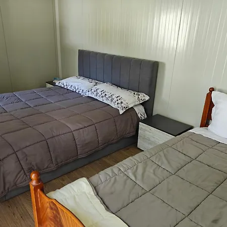 Bujtina Legata Habitación en casa particular