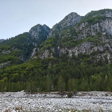 Bujtina Legata Theth